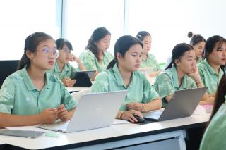 12. กิจกรรมเตรียมพร้อมการสอบบรรจุใบประกอบวิชาชีพครู โปรแกรมวิชาการศึกษาปฐมวัย